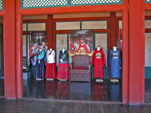 中宗（チュンジョン）、チャングムとグニョンの写真とドラマに出ていた韓国の伝統的な衣装